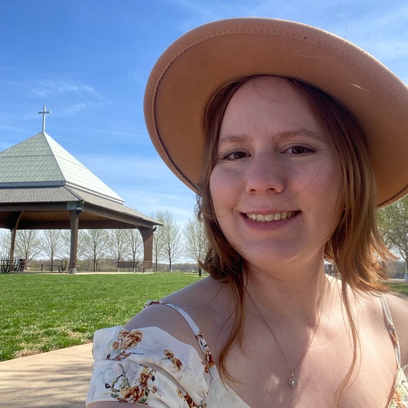 Meet the Posher - Picture 4 of 8